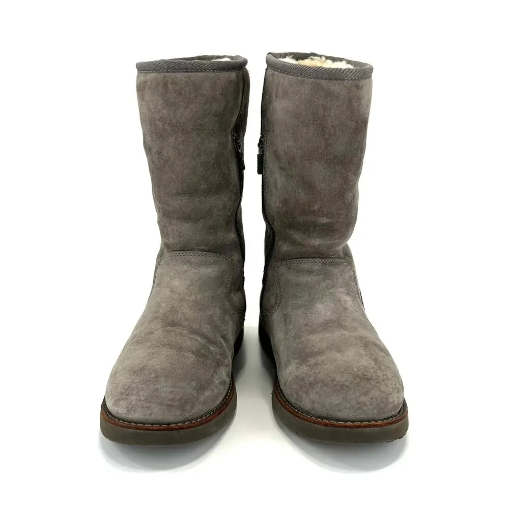 UGG Australia Gray Short Winter Boot Sz 6 Suede Wool Cold Weather Flat Mid-Calf